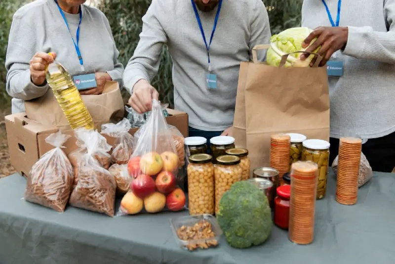 Community & Government Nutrition Programs-feedwellsco