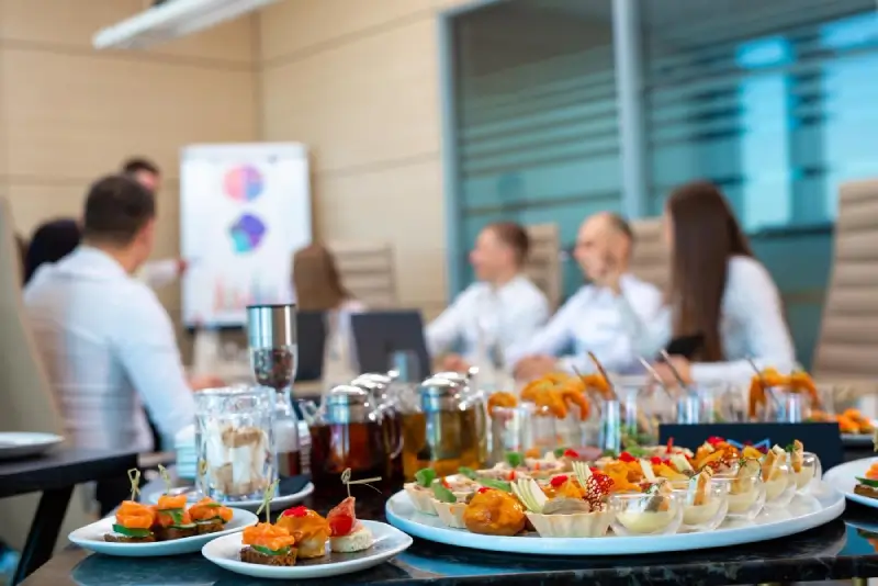Higher Education & Corporate Dining -feedwellsco